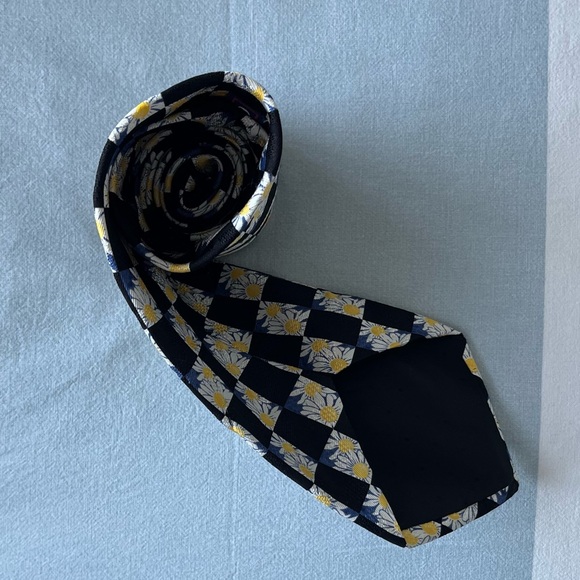 Gant Daisy Flowers 100% Silk Men’s Neck Tie Yellow Checkered Blue Made in Canada - Picture 11 of 15